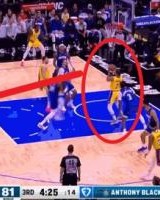 东契奇妙传篮下无人防守的文森特‍♂️后者放弃进攻选择传球