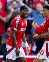 罗马诺：热刺激活怀特6000万镑解约金条款，球员已被允许周五体检